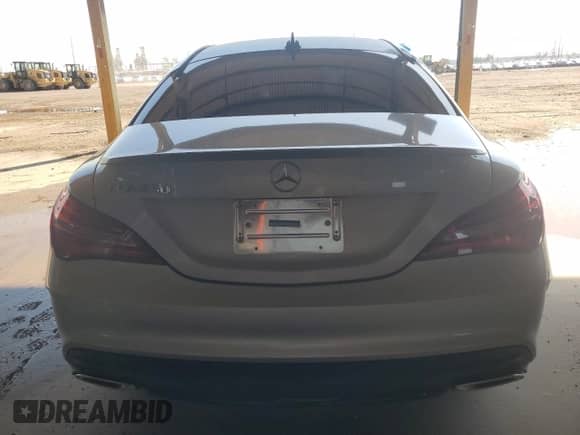 2018 Mercedes-Benz CLA 250 с VIN WDDSJ4EB1JN555525, выставлен на аукционе Copart как лот 84591765 с пробегом Не указан миль и Чистый • Clean title. История ставок и продаж доступна на DreamBid. Изображение 6.