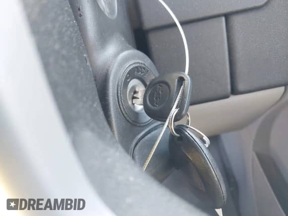 2009 Chevrolet Equinox LS with VIN 2CNDL23F796210440, listed as a IAAI auction lot 42223240 with 137,220 mi miles and . Bid and sale history available at DreamBid. Image 11.