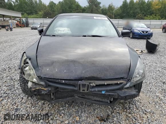 2006 Honda Accord EX-L z VIN 1HGCM56886A039998, wystawiony jako Copart lot #70776515 z przebiegiem 228 638 mil mil oraz Szkoda całkowita • Salvage title. Historia ofert i sprzedaży dostępna na DreamBid. Obrazek 5.