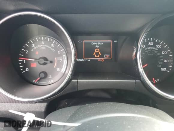 2016 Ford Mustang GT Premium z VIN 1FA6P8CFXG5332499, wystawiony jako Copart lot #85723065 z przebiegiem 138 341 mil mil oraz Szkoda całkowita • Salvage title. Historia ofert i sprzedaży dostępna na DreamBid. Obrazek 9.