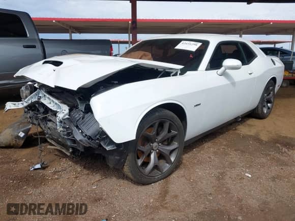 2019 Dodge Challenger R/T z VIN 2C3CDZBTXKH583533, wystawiony jako IAAI lot #43431298 z przebiegiem 114 567 mil mil oraz . Historia ofert i sprzedaży dostępna na DreamBid. Obrazek 17.