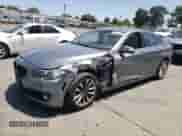 2016 BMW 5 Series 550i z VIN WBAKN9C56GD963149, wystawiony jako Copart lot #62416315 z przebiegiem 146 209 mil mil oraz Szkoda całkowita • Salvage title. Historia ofert i sprzedaży dostępna na DreamBid. Obrazek 1.