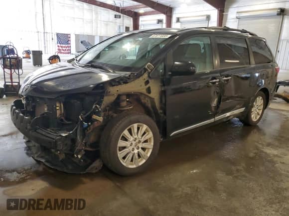 2015 Toyota Sienna Limited with VIN 5TDDK3DC8FS096564, listed as a Copart auction lot 67611035 with 132,939 mi miles and Salvage title. Bid and sale history available at DreamBid. Image 1.