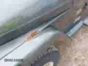 2003 Jeep Wrangler Sahara с VIN 1J4FA59S63P303749, выставлен на аукционе IAAI как лот 42987227 с пробегом 127 378 миль миль и . История ставок и продаж доступна на DreamBid. Изображение 18.