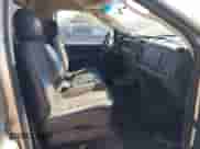 2002 Dodge 1500 z VIN 1D7HA16K92J172190, wystawiony jako IAAI lot #40848291 z przebiegiem 222 179 mil mil oraz . Historia ofert i sprzedaży dostępna na DreamBid. Obrazek 5.