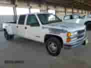 2000 Chevrolet Silverado 3500 с VIN 1GCHC33J2YF431464, выставлен на аукционе Copart как лот 50350215 с пробегом 122 791 миль миль и Чистый • Clean title. История ставок и продаж доступна на DreamBid. Изображение 4.
