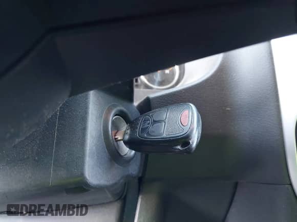 2014 Jeep Compass Latitude with VIN 1C4NJCEB9ED503072, listed as a IAAI auction lot 43257861 with 186,684 mi miles and . Bid and sale history available at DreamBid. Image 11.