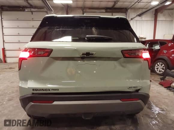 2025 Chevrolet Equinox AWD LT с VIN 3GNAXPEG4SL237960, выставлен на аукционе IAAI как лот 43209824 с пробегом 6 623 миль миль и . История ставок и продаж доступна на DreamBid. Изображение 16.