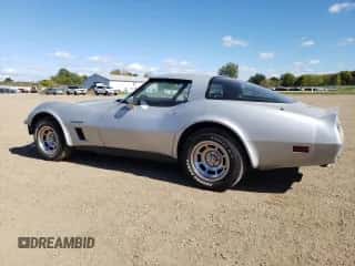 1982 Chevrolet Corvette с VIN 1G1AY8788C5101584, выставлен на аукционе Copart как лот 72815094 с пробегом 83 932 миль миль и Списание • Salvage title. История ставок и продаж доступна на DreamBid. Изображение 2.