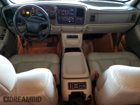 2001 Chevrolet Suburban LT with VIN 3GNEC16T61G230537, listed as a Copart auction lot 86590184 with 159,871 mi miles and Salvage title. Bid and sale history available at DreamBid. Image 8.