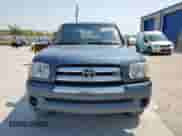 2006 Toyota Tundra SR5 z VIN 5TBET34136S532505, wystawiony jako Copart lot #72021885 z przebiegiem 210 823 mil mil oraz Szkoda całkowita • Salvage title. Historia ofert i sprzedaży dostępna na DreamBid. Obrazek 5.