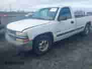2000 Chevrolet Silverado 1500 z VIN 1GCEC14V6YE419087, wystawiony jako IAAI lot #38916431 z przebiegiem Nie podano mil oraz . Historia ofert i sprzedaży dostępna na DreamBid. Obrazek 2.