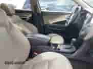 2016 Hyundai Santa Fe SE z VIN KM8SR4HF1GU140233, wystawiony jako IAAI lot #42157646 z przebiegiem 168 373 mil mil oraz . Historia ofert i sprzedaży dostępna na DreamBid. Obrazek 5.