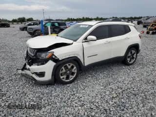 2019 Jeep Compass Limited with VIN 3C4NJCCB6KT664603, listed as a Copart auction lot 71447485 with 141,802 mi miles and Non repairable. Bid and sale history available at DreamBid. Image 1.