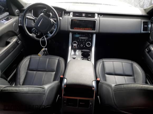 2018 Land Rover Range Rover Sport SE with VIN SALWG2RV3JA699984, listed as a Copart auction lot 84186285 with 44,844 mi miles and Clean title. Bid and sale history available at DreamBid. Image 8.