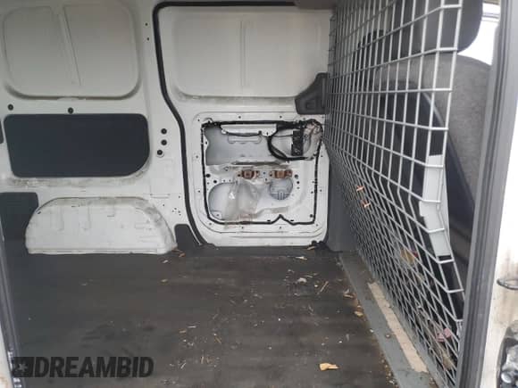 2015 Chevrolet City Express Cargo LT z VIN 3N63M0ZN7FK726467, wystawiony jako Copart lot #86295324 z przebiegiem 151 827 mil mil oraz Szkoda całkowita • Salvage title. Historia ofert i sprzedaży dostępna na DreamBid. Obrazek 11.