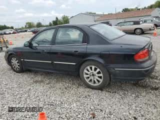 2002 Hyundai Sonata GLS z VIN KMHWF35H52A615774, wystawiony jako Copart lot #72336474 z przebiegiem 156 588 mil mil oraz Szkoda całkowita • Salvage title. Historia ofert i sprzedaży dostępna na DreamBid. Obrazek 2.