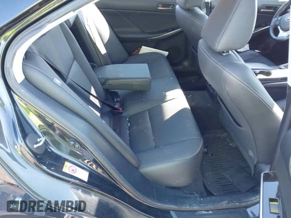 2018 Lexus IS 300 z VIN JTHC81D22J5030353, wystawiony jako IAAI lot #41747231 z przebiegiem 61 614 mil mil oraz . Historia ofert i sprzedaży dostępna na DreamBid. Obrazek 8.