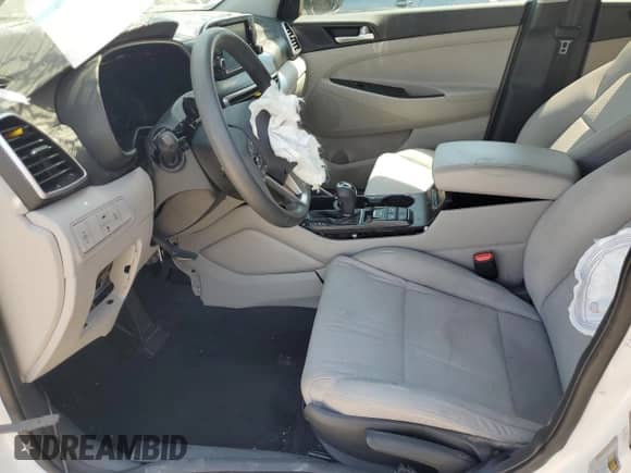 2019 Hyundai Tucson SE z VIN KM8J2CA48KU889316, wystawiony jako Copart lot #70200805 z przebiegiem 97 050 mil mil oraz Nie do naprawy • Non repairable. Historia ofert i sprzedaży dostępna na DreamBid. Obrazek 7.