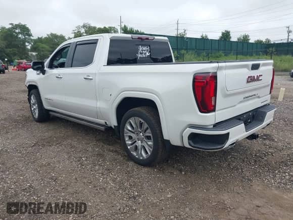 2020 GMC Sierra 1500 Denali z VIN 3GTU9FETXLG407742, wystawiony jako IAAI lot #42721745 z przebiegiem 38 609 mil mil oraz . Historia ofert i sprzedaży dostępna na DreamBid. Obrazek 3.