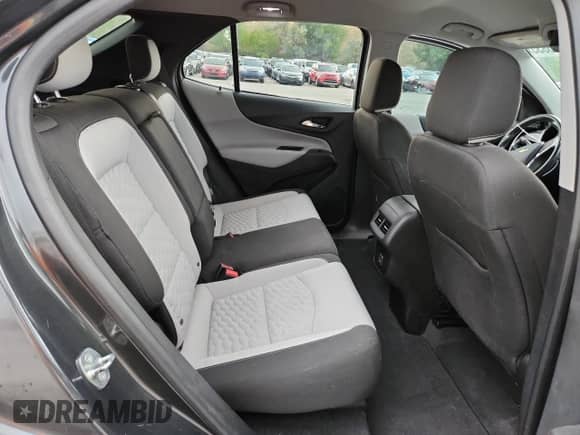 2019 Chevrolet Equinox LT z VIN 2GNAXTEV9K6133248, wystawiony jako Copart lot #81055835 z przebiegiem 105 291 mil mil oraz Szkoda całkowita • Salvage title. Historia ofert i sprzedaży dostępna na DreamBid. Obrazek 11.