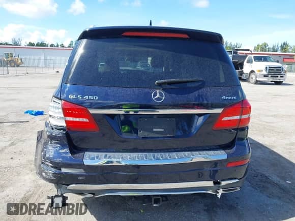 2019 Mercedes-Benz GLS 450 z VIN 4JGDF6EE7KB229169, wystawiony jako IAAI lot #42558733 z przebiegiem 21 477 mil mil oraz . Historia ofert i sprzedaży dostępna na DreamBid. Obrazek 17.