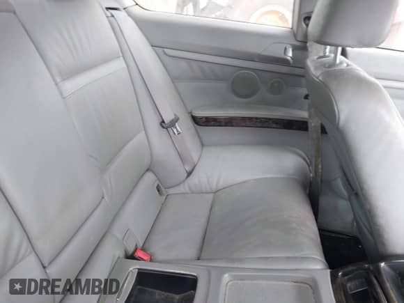 2007 BMW 3 Series 328i с VIN WBAWB33557P130027, выставлен на аукционе IAAI как лот 42397349 с пробегом 185 867 миль миль и . История ставок и продаж доступна на DreamBid. Изображение 8.