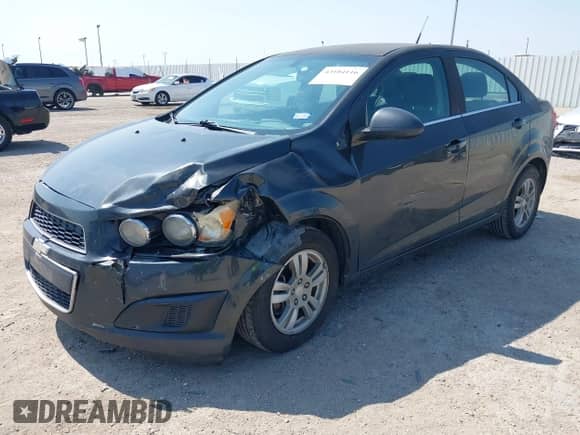 2014 Chevrolet Sonic LT с VIN 1G1JC5SH7E4187662, выставлен на аукционе IAAI как лот 43184116 с пробегом 150 136 миль миль и . История ставок и продаж доступна на DreamBid. Изображение 17.