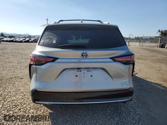 2022 Toyota Sienna Platinum с VIN 5TDESKFC3NS060811, выставлен на аукционе Copart как лот 70907555 с пробегом 13 162 миль миль и Списание • Salvage title. История ставок и продаж доступна на DreamBid. Изображение 6.