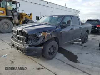 2015 Ram 1500 Tradesman с VIN 1C6RR7SM2FS525832, выставлен на аукционе Copart как лот 86891164 с пробегом 163 408 миль миль и Списание • Salvage title. История ставок и продаж доступна на DreamBid. Изображение 1.