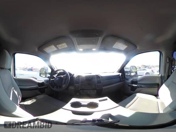 2019 Ford F-250 XL with VIN 1FT7W2BT2KED84563, listed as a IAAI auction lot 43230876 with 227,742 mi miles and . Bid and sale history available at DreamBid. Image 18.