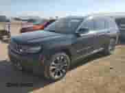 2022 Jeep Grand Cherokee Overland с VIN 1C4RJKDG1N8564532, выставлен на аукционе Copart как лот 68621285 с пробегом 52 604 миль миль и Чистый • Clean title. История ставок и продаж доступна на DreamBid. Изображение 1.