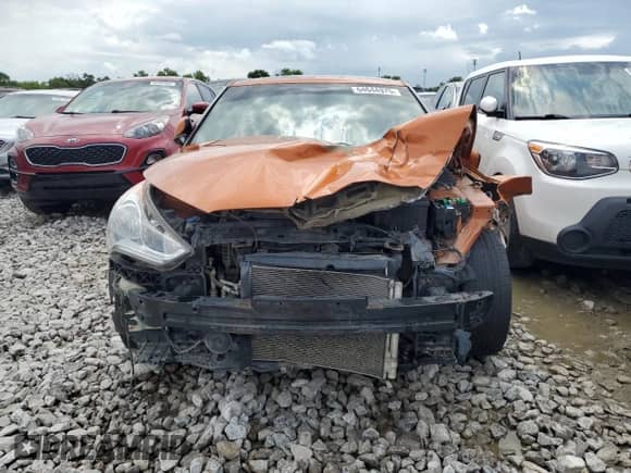 2013 Hyundai Veloster w/Black Int с VIN KMHTC6AD9DU094754, выставлен на аукционе Copart как лот 64644975 с пробегом 165 871 миль миль и Списание • Salvage title. История ставок и продаж доступна на DreamBid. Изображение 5.