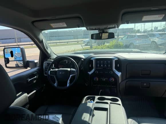 2022 Chevrolet Silverado 2500HD LTZ z VIN 1GC4YPE76NF315723, wystawiony jako Copart lot #80886595 z przebiegiem 17 444 mil mil oraz Czysty tytuł • Clean title. Historia ofert i sprzedaży dostępna na DreamBid. Obrazek 9.