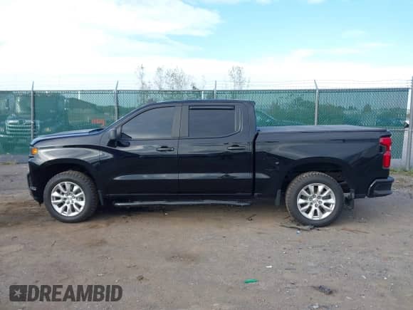 2021 Chevrolet Silverado 1500 Custom with VIN 1GCPYBEH4MZ116823, listed as a IAAI auction lot 43279584 with 52,006 mi miles and . Bid and sale history available at DreamBid. Image 14.