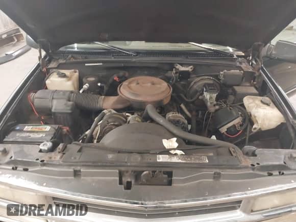 1995 Chevrolet Tahoe z VIN 1GNEK13K9SJ384285, wystawiony jako IAAI lot #42700223 z przebiegiem 274 469 mil mil oraz . Historia ofert i sprzedaży dostępna na DreamBid. Obrazek 10.