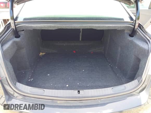 2015 Chevrolet Impala LTZ with VIN 2G1165S3XF9206487, listed as a IAAI auction lot 42536975 with 147,594 mi miles and . Bid and sale history available at DreamBid. Image 17.