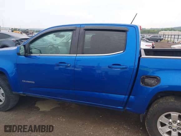 2018 Chevrolet Colorado 4WD Work Truck z VIN 1GCGTBEN3J1298982, wystawiony jako IAAI lot #42965684 z przebiegiem 114 673 mil mil oraz . Historia ofert i sprzedaży dostępna na DreamBid. Obrazek 14.
