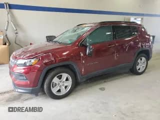 2022 Jeep Compass Latitude z VIN 3C4NJCBB2NT187450, wystawiony jako Copart lot #72029485 z przebiegiem 61 172 mil mil oraz Szkoda całkowita • Salvage title. Historia ofert i sprzedaży dostępna na DreamBid. Obrazek 1.