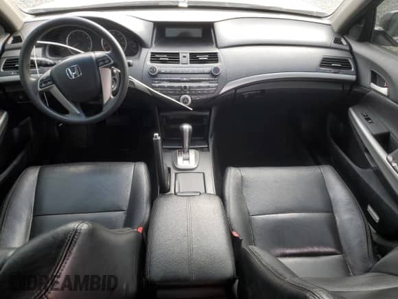2009 Honda Accord EX с VIN 1HGCP367X9A041968, выставлен на аукционе Copart как лот 81053755 с пробегом 202 156 миль миль и Списание • Salvage title. История ставок и продаж доступна на DreamBid. Изображение 8.