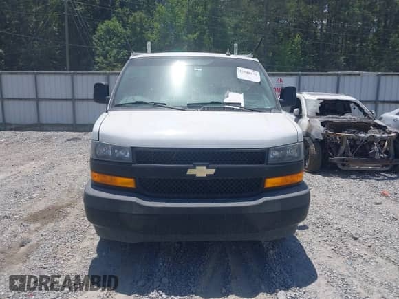 2020 Chevrolet Express Cargo with VIN 1GCWGAFG5L1119726, listed as a IAAI auction lot 42648575 with 219,326 mi miles and . Bid and sale history available at DreamBid. Image 12.