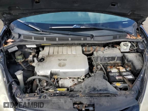 2010 Toyota Sienna CE z VIN 5TDKK4CC2AS305336, wystawiony jako Copart lot #86893375 z przebiegiem 225 105 mil mil oraz Czysty tytuł • Clean title. Historia ofert i sprzedaży dostępna na DreamBid. Obrazek 12.