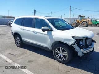 2018 Honda Pilot EX-L z VIN 5FNYF5H52JB026830, wystawiony jako IAAI lot #42853756 z przebiegiem 15 305 mil mil oraz . Historia ofert i sprzedaży dostępna na DreamBid. Obrazek 1.