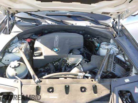 2015 BMW 5 Series 528i с VIN WBA5A5C58FD519593, выставлен на аукционе IAAI как лот 43200640 с пробегом 119 151 миль миль и . История ставок и продаж доступна на DreamBid. Изображение 10.