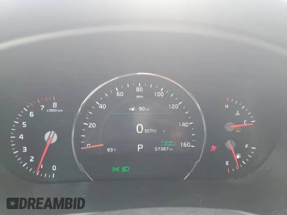 2019 Kia Sorento EX с VIN 5XYPHDA50KG513027, выставлен на аукционе Copart как лот 68959855 с пробегом 57 387 миль миль и Списание • Salvage title. История ставок и продаж доступна на DreamBid. Изображение 9.