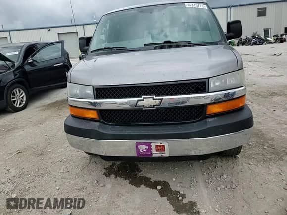 2007 Chevrolet Express Passenger with VIN 1GAHG39U771237121, listed as a Copart auction lot 60245775 with 187,005 mi miles and Salvage title. Bid and sale history available at DreamBid. Image 14.