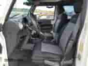 2008 Jeep Wrangler Unlimited Rubicon z VIN 1J8GA69178L531306, wystawiony jako Copart lot #84476765 z przebiegiem 111 979 mil mil oraz Szkoda całkowita • Salvage title. Historia ofert i sprzedaży dostępna na DreamBid. Obrazek 7.