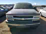 2002 Chevrolet Suburban Z71 z VIN 3GNFK16T32G202624, wystawiony jako Copart lot #78331974 z przebiegiem 179 729 mil mil oraz Czysty tytuł • Clean title. Historia ofert i sprzedaży dostępna na DreamBid. Obrazek 5.