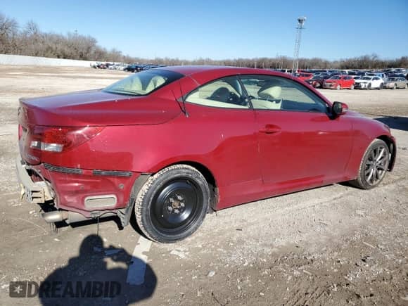 2015 Lexus IS 250 C with VIN JTHFF2C20F2532586, listed as a Copart auction lot 88318075 with 136,040 mi miles and Salvage title. Bid and sale history available at DreamBid. Image 3.