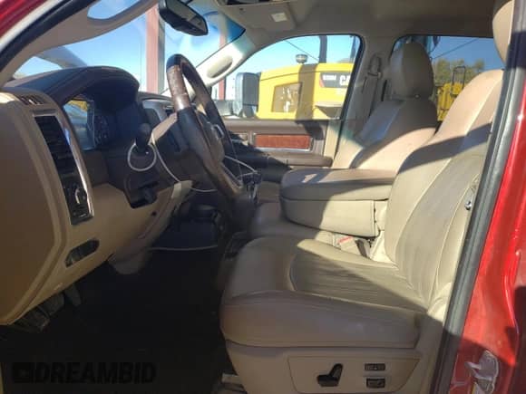 2010 Dodge 2500 SLT с VIN 3D7UT2CL0AG114805, выставлен на аукционе Copart как лот 75008954 с пробегом 145 245 миль миль и Списание • Salvage title. История ставок и продаж доступна на DreamBid. Изображение 7.